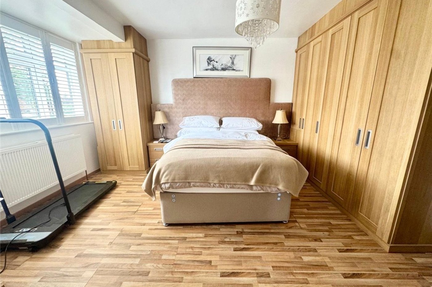 2 bedroom bungalow for sale in South Orpington | Robinson Jackson