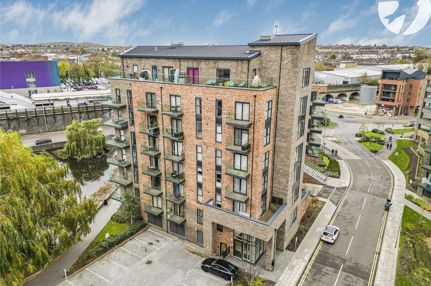 3 bedroom property for sale in Dartford | Robinson Jackson