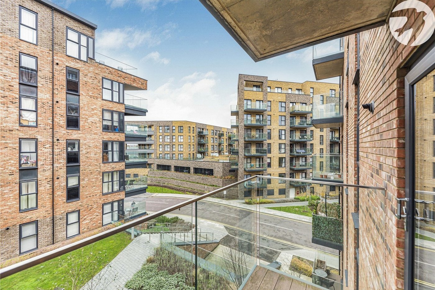 3 bedroom property for sale in Dartford | Robinson Jackson