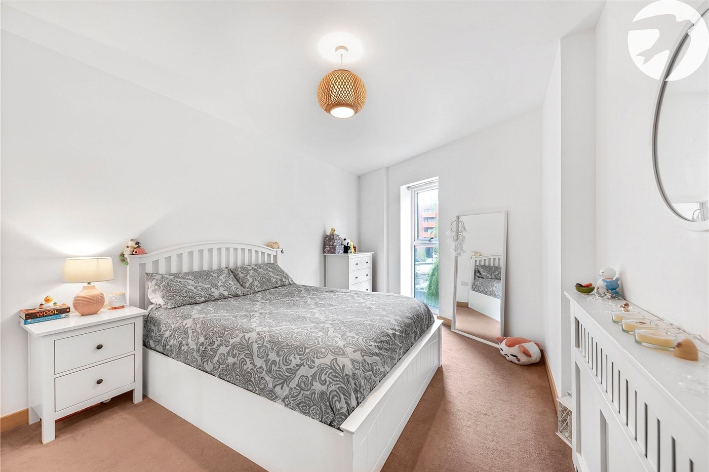 2 bedroom property for sale in Langley Square | Robinson Jackson