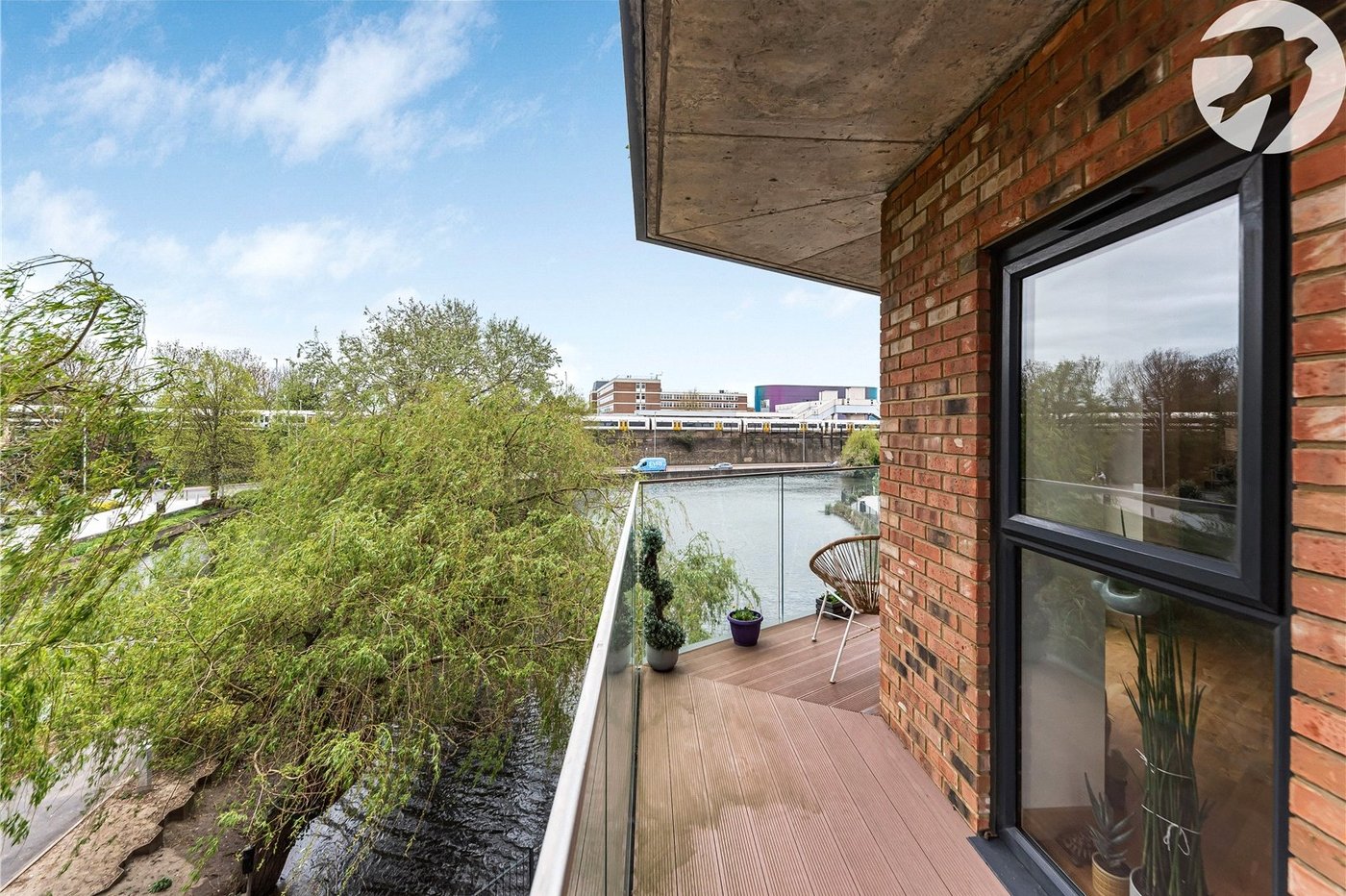 2 bedroom property for sale in Langley Square | Robinson Jackson