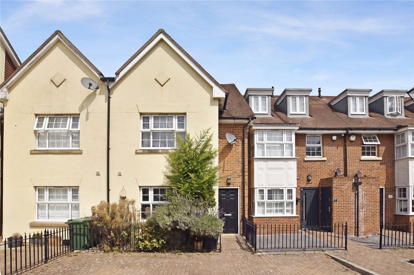 3 bedroom house for sale in Dartford | Robinson Jackson