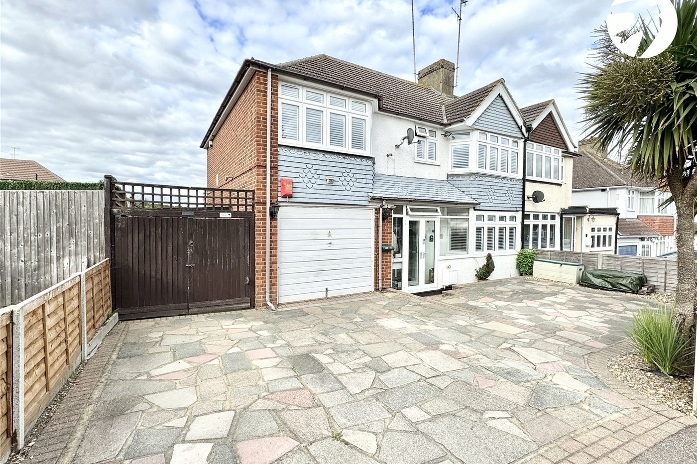 4 bedroom house for sale in Swanley | Robinson Jackson