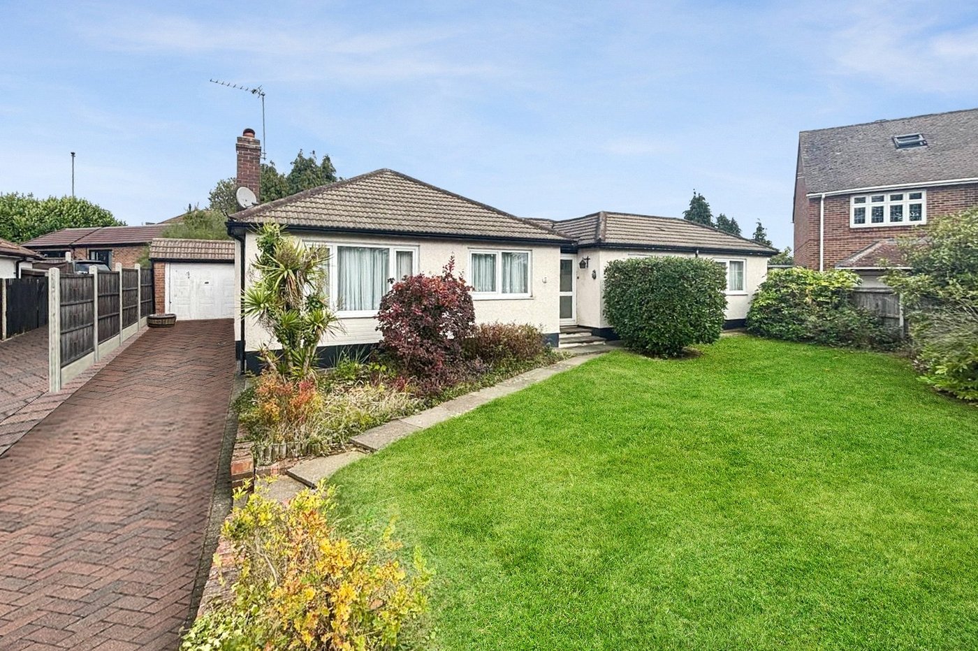 3 bedroom bungalow for sale in Bexley | Robinson Jackson