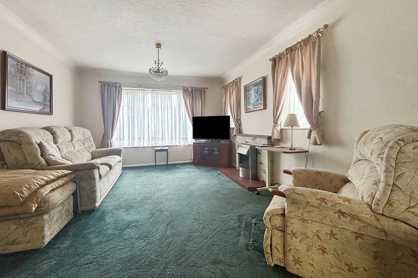 3 bedroom bungalow for sale in Bexley | Robinson Jackson