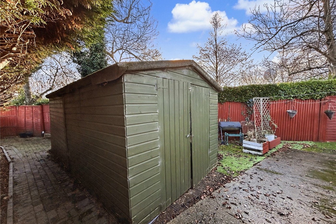 4 bedroom house for sale in Twydall | Robinson Michael & Jackson