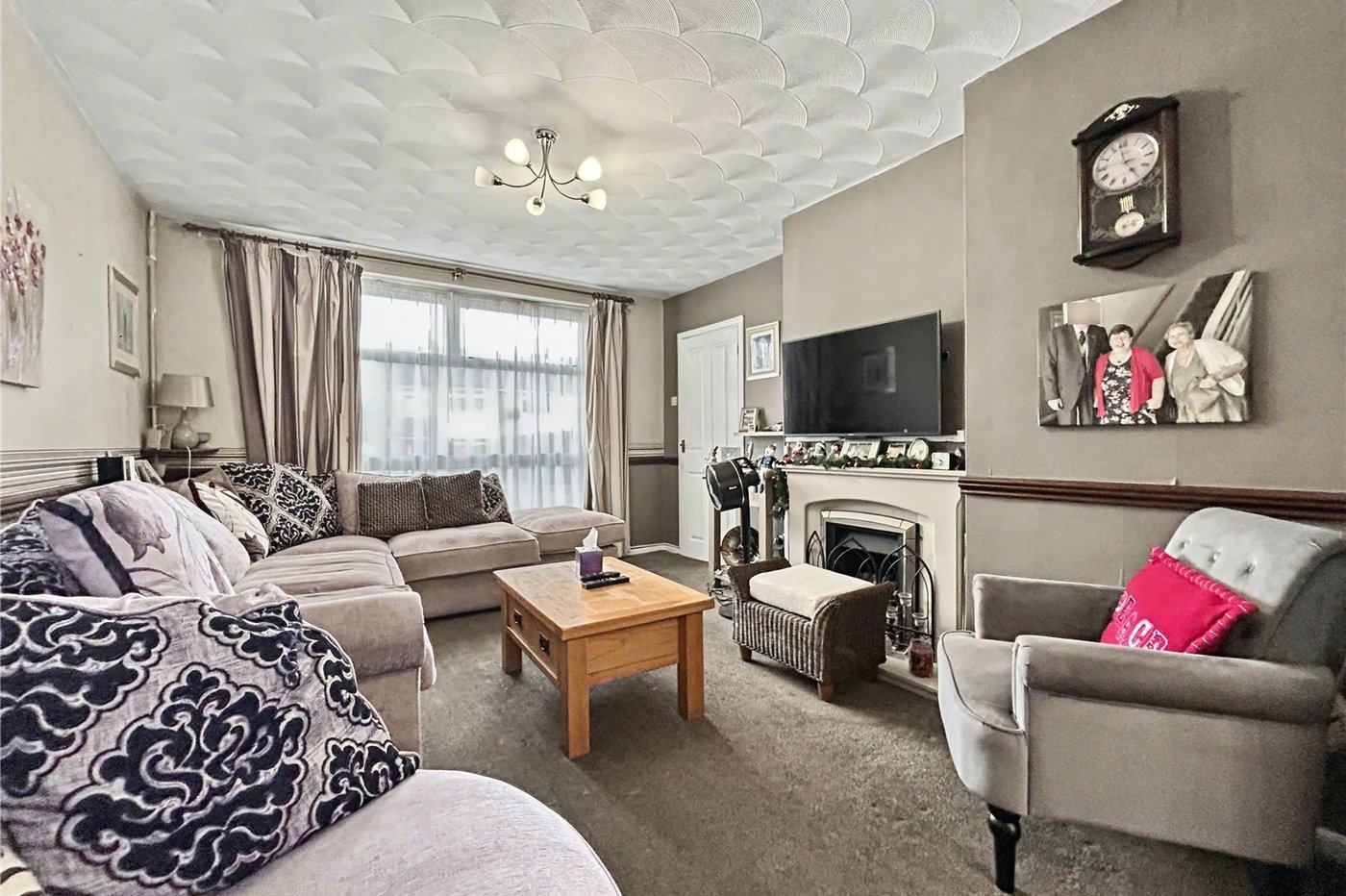 4 bedroom house for sale in Twydall | Robinson Michael & Jackson