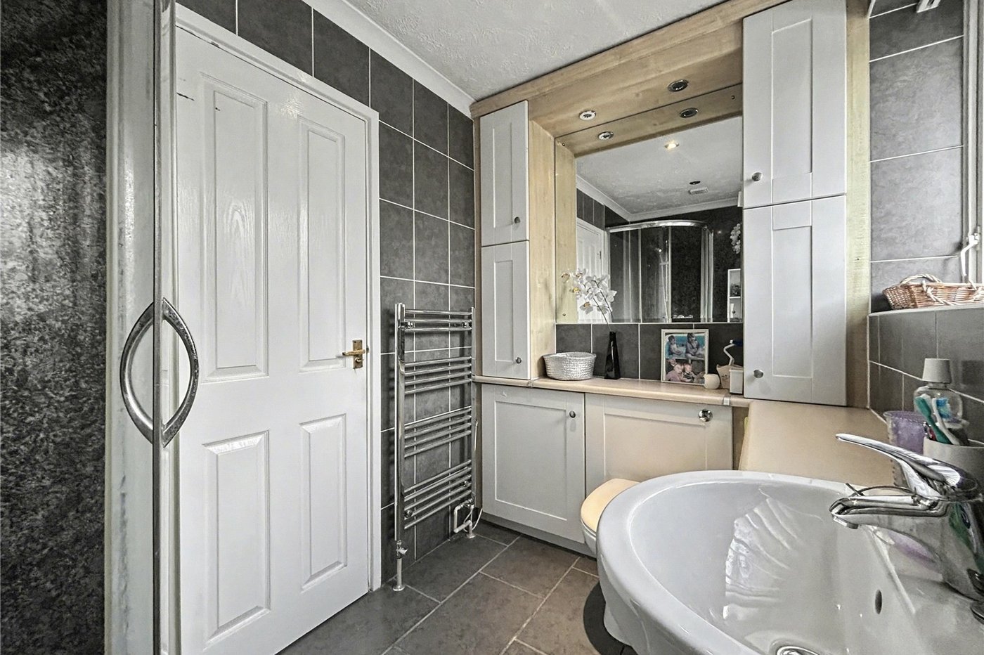 4 bedroom house for sale in Twydall | Robinson Michael & Jackson