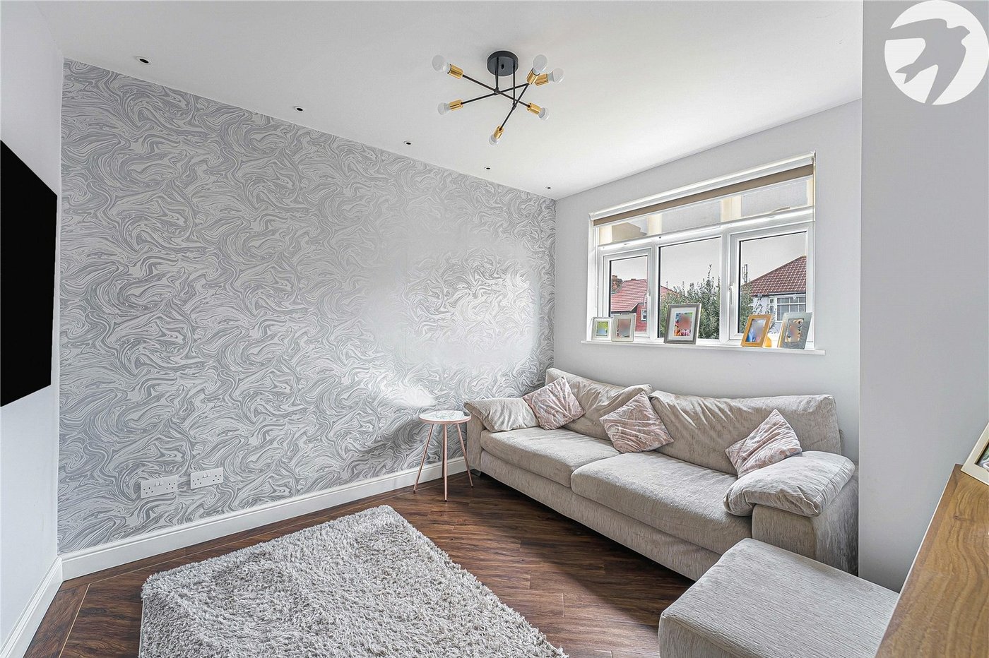 3 bedroom property for sale in West Dartford | Robinson Jackson