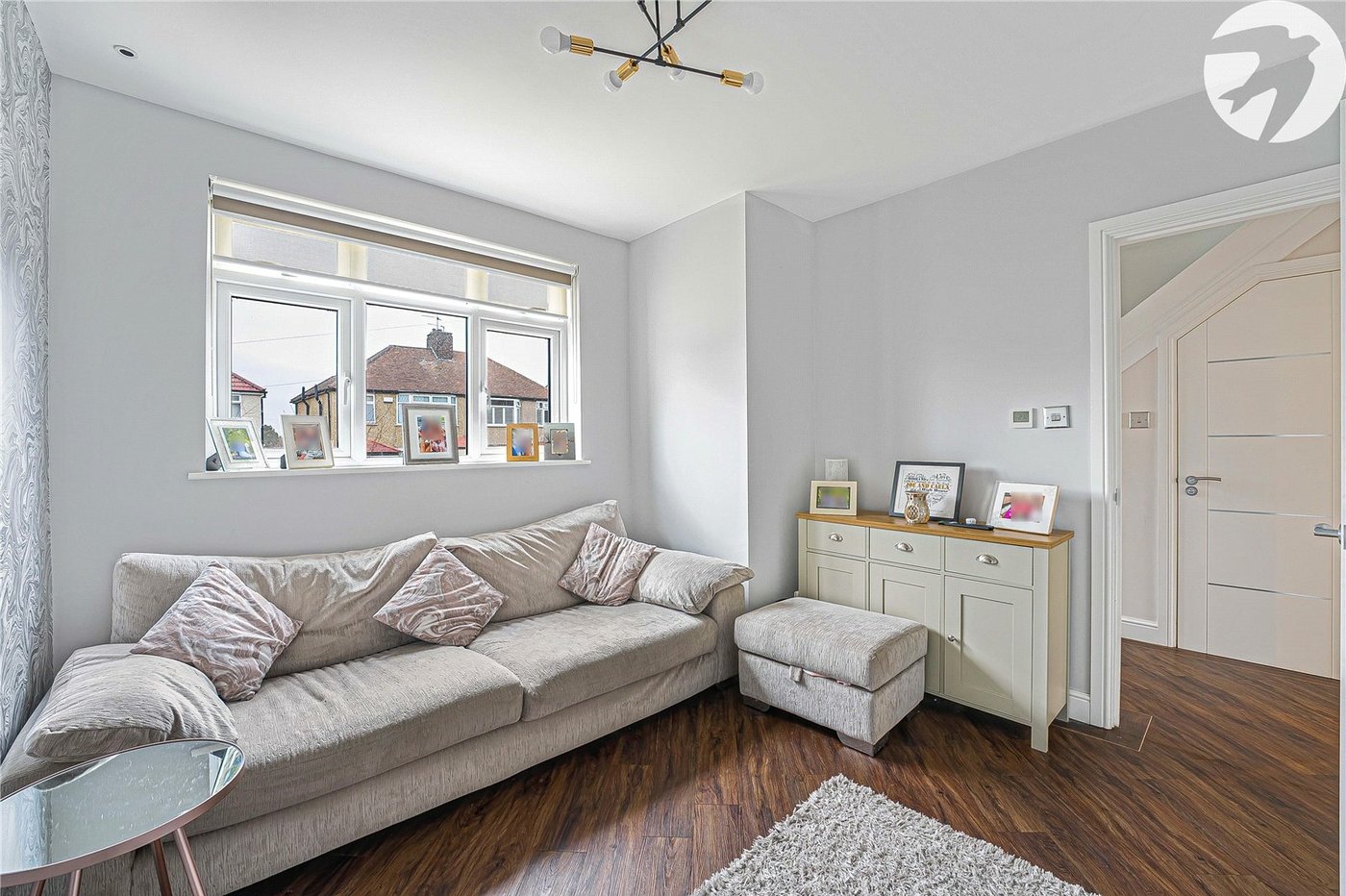 3 bedroom property for sale in West Dartford | Robinson Jackson