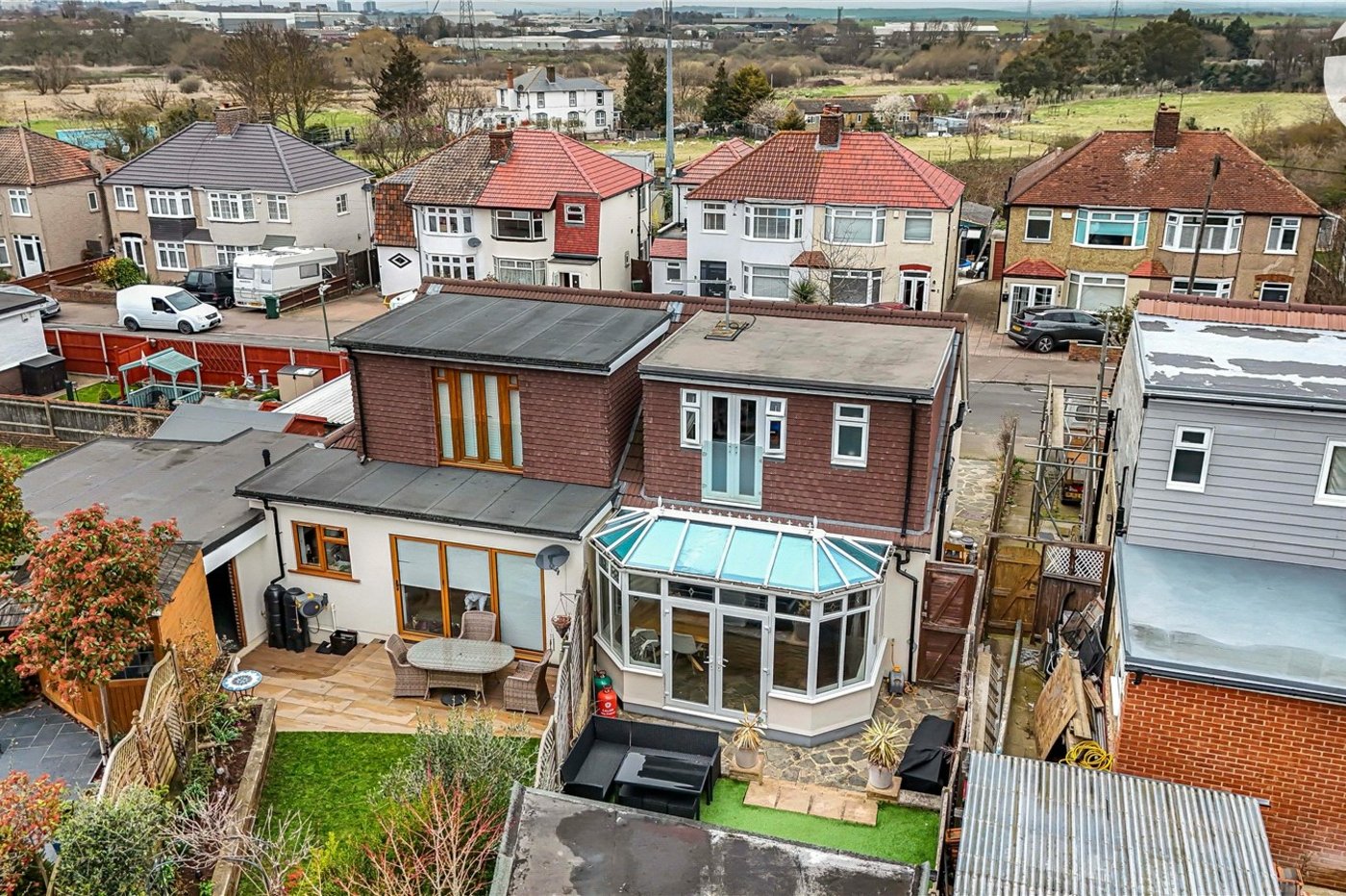 3 bedroom property for sale in West Dartford | Robinson Jackson