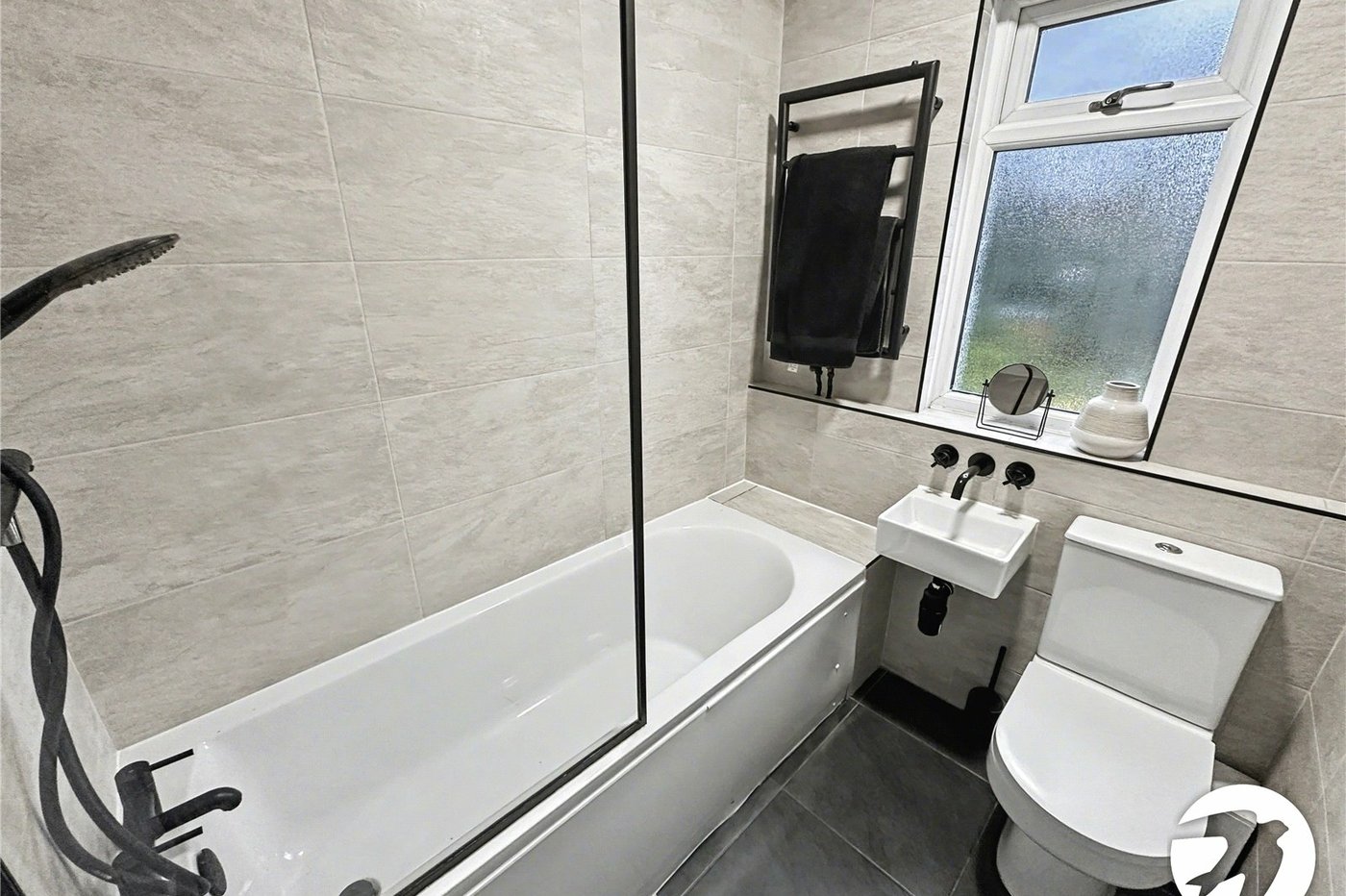 3 bedroom house for sale in Rochester | Robinson Michael & Jackson