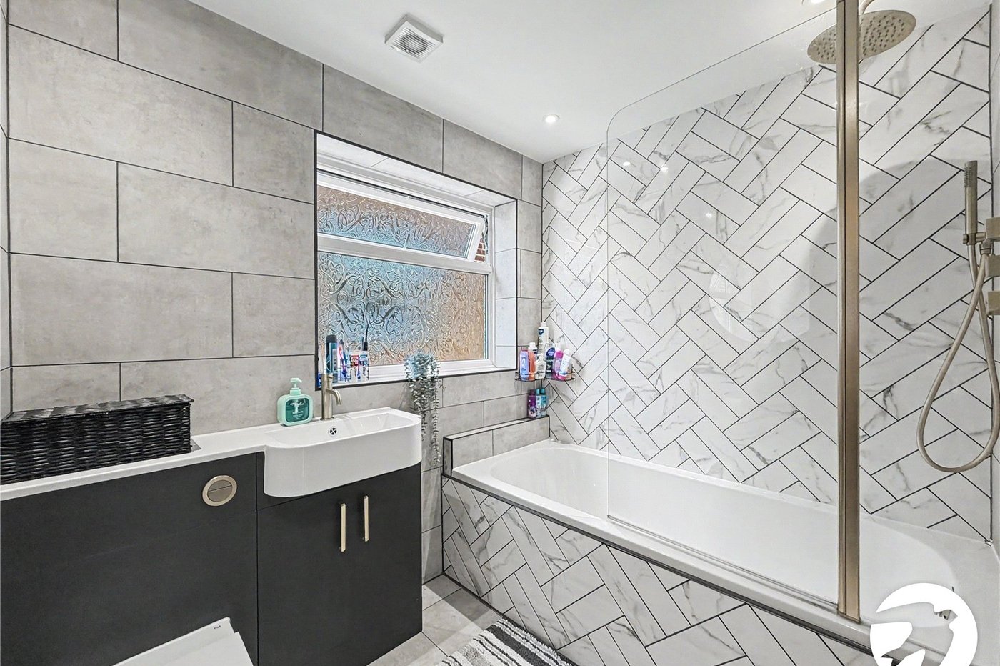 4 bedroom house for sale in Walderslade | Robinson Michael & Jackson