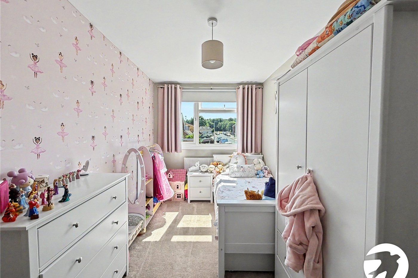 4 bedroom house for sale in Walderslade | Robinson Michael & Jackson