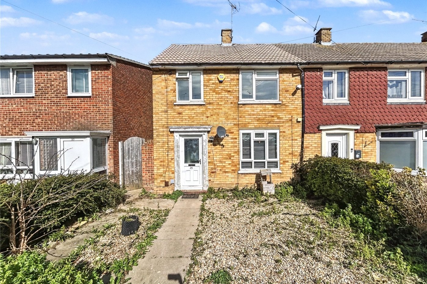 2 bedroom house for sale in Rainham | Robinson Michael & Jackson