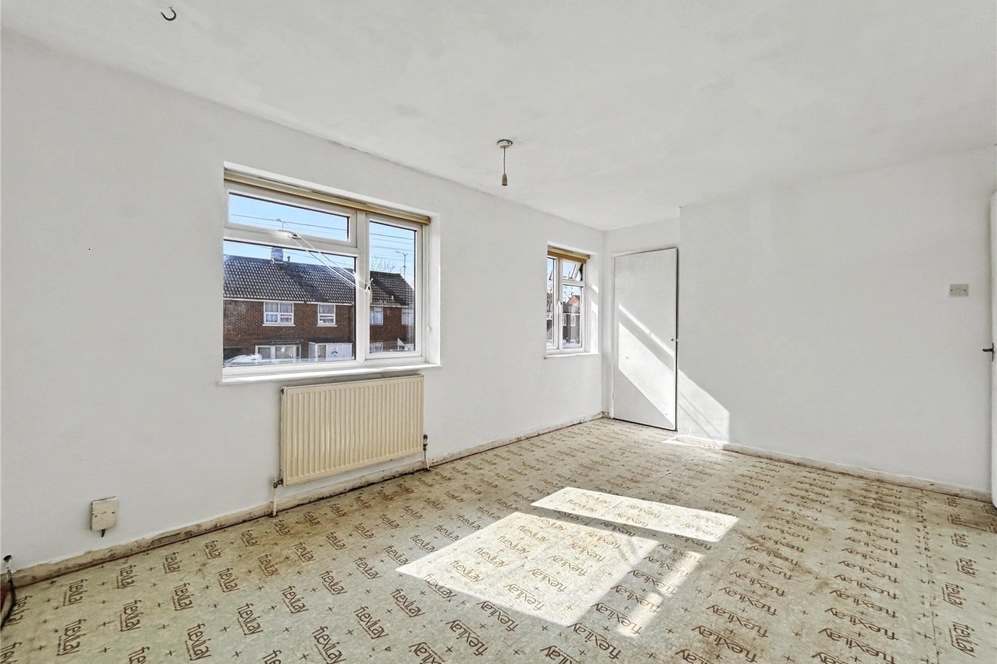 2 bedroom house for sale in Rainham | Robinson Michael & Jackson