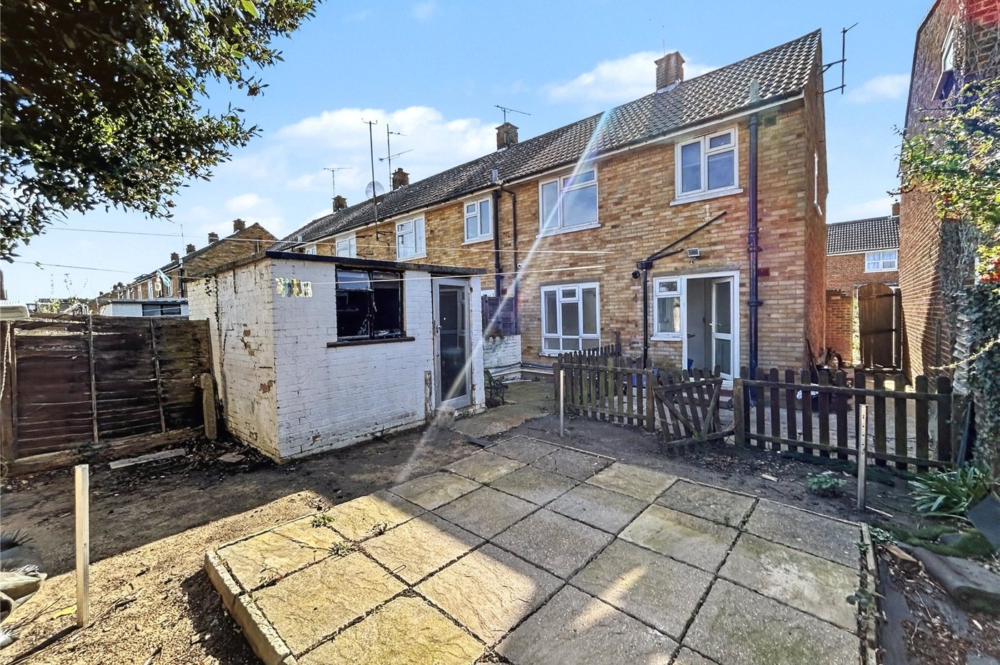 2 bedroom house for sale in Rainham | Robinson Michael & Jackson