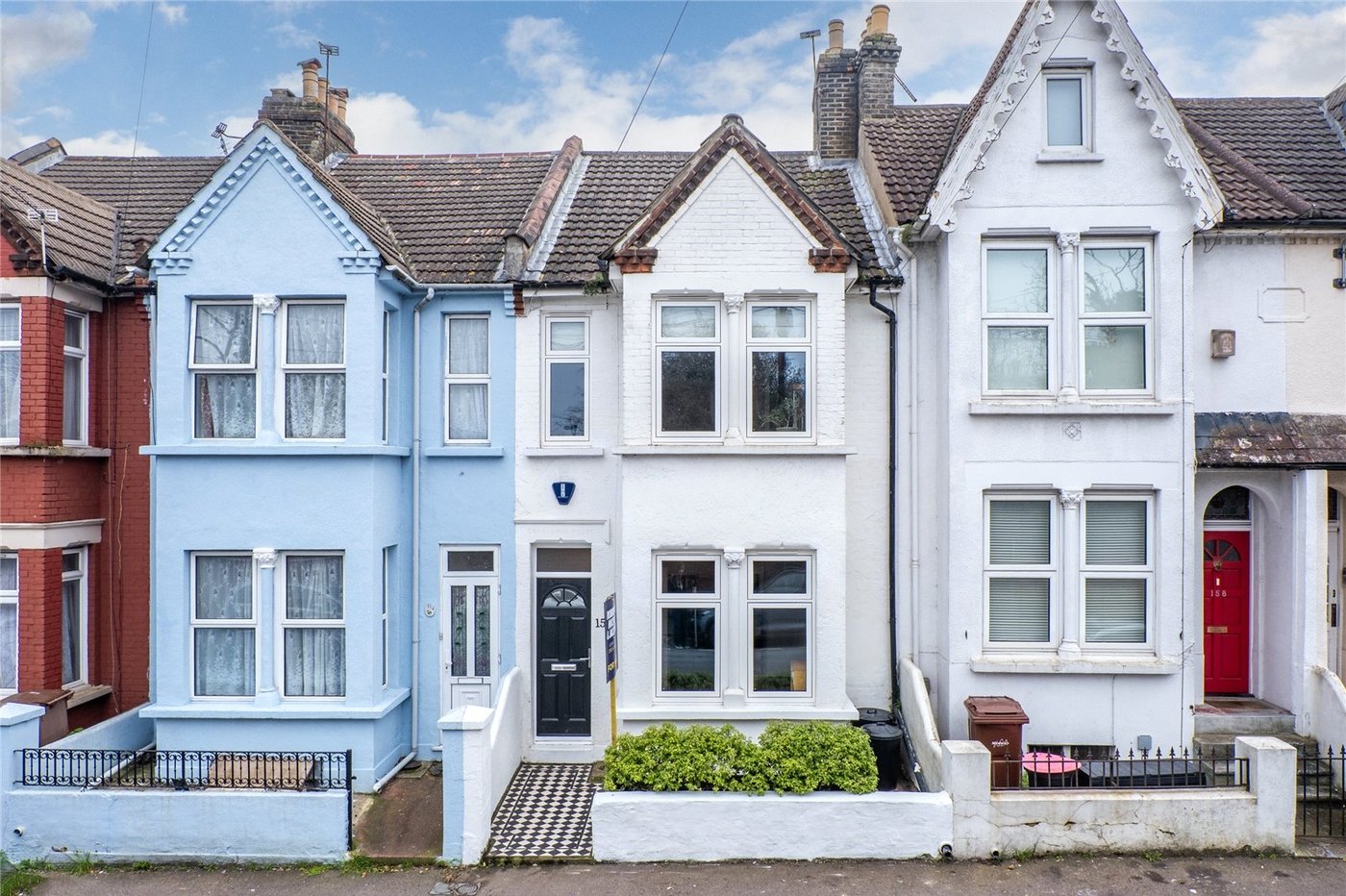 3 bedroom house for sale in Gillingham | Robinson Michael & Jackson