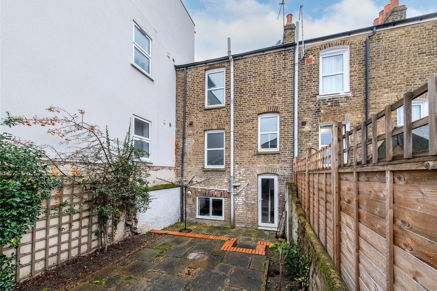 3 bedroom property for sale in Gravesend | Robinson Michael & Jackson