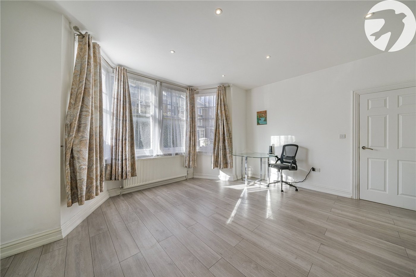 1 bedroom property for sale in Gravesend | Robinson Michael & Jackson