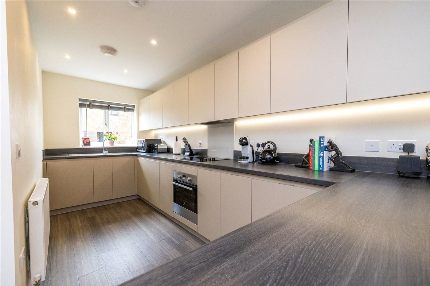 2 bedroom house for sale in Chatham | Robinson Michael & Jackson