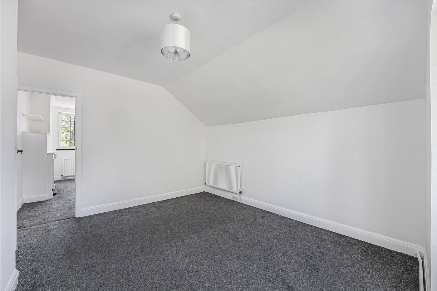2 bedroom property for sale in West Dartford | Robinson Jackson