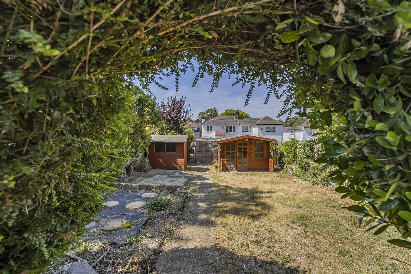 2 bedroom property for sale in West Dartford | Robinson Jackson