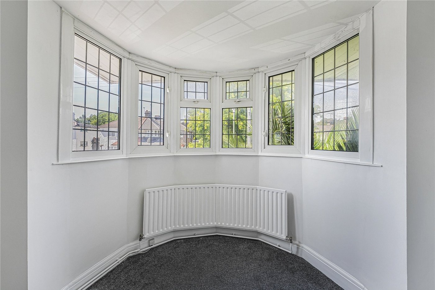 2 bedroom property for sale in West Dartford | Robinson Jackson