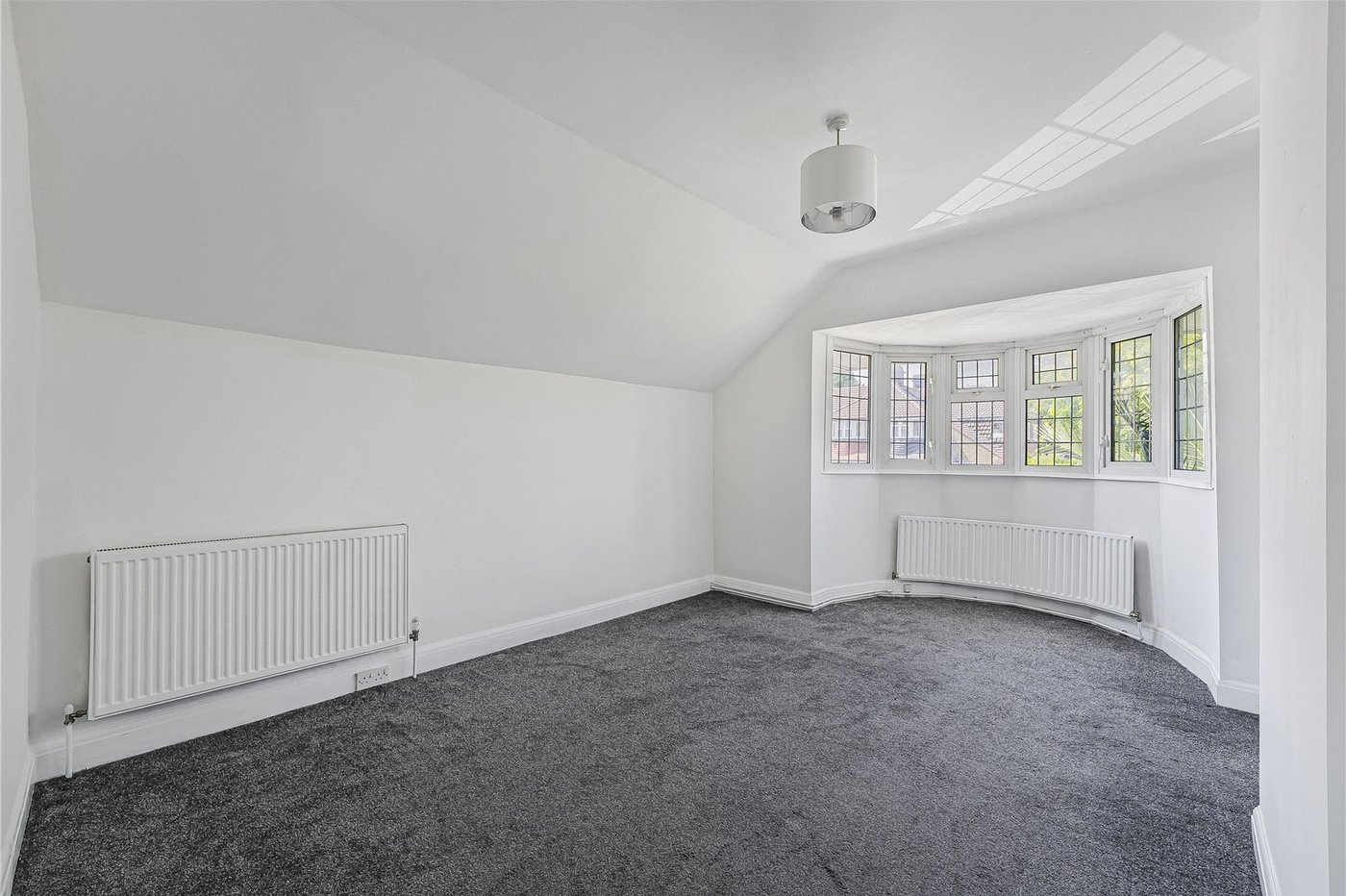 2 bedroom property for sale in West Dartford | Robinson Jackson