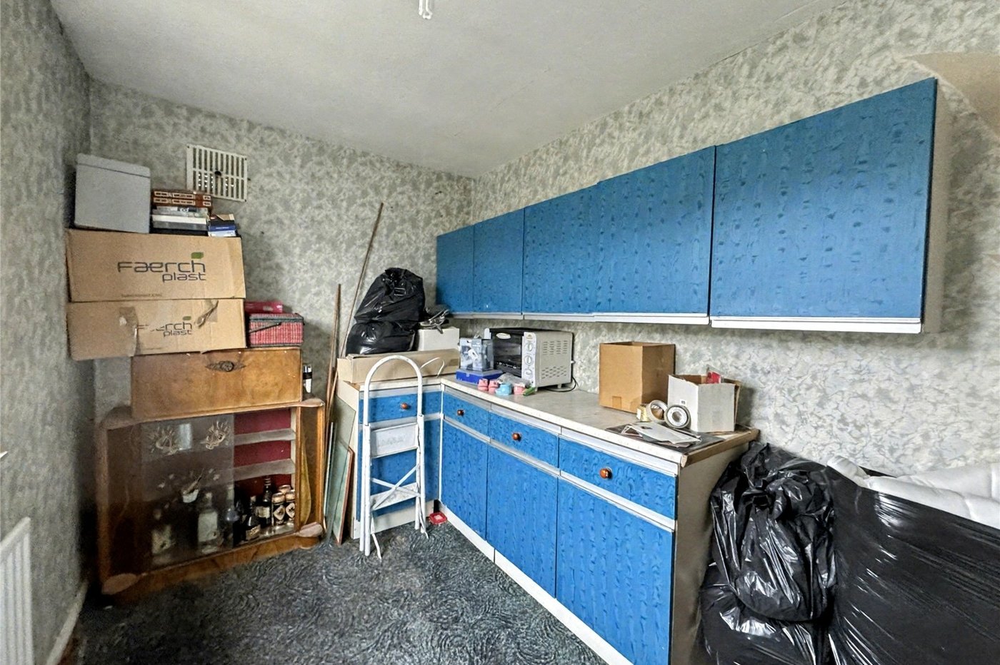 3 bedroom house for sale in Twydall | Robinson Michael & Jackson