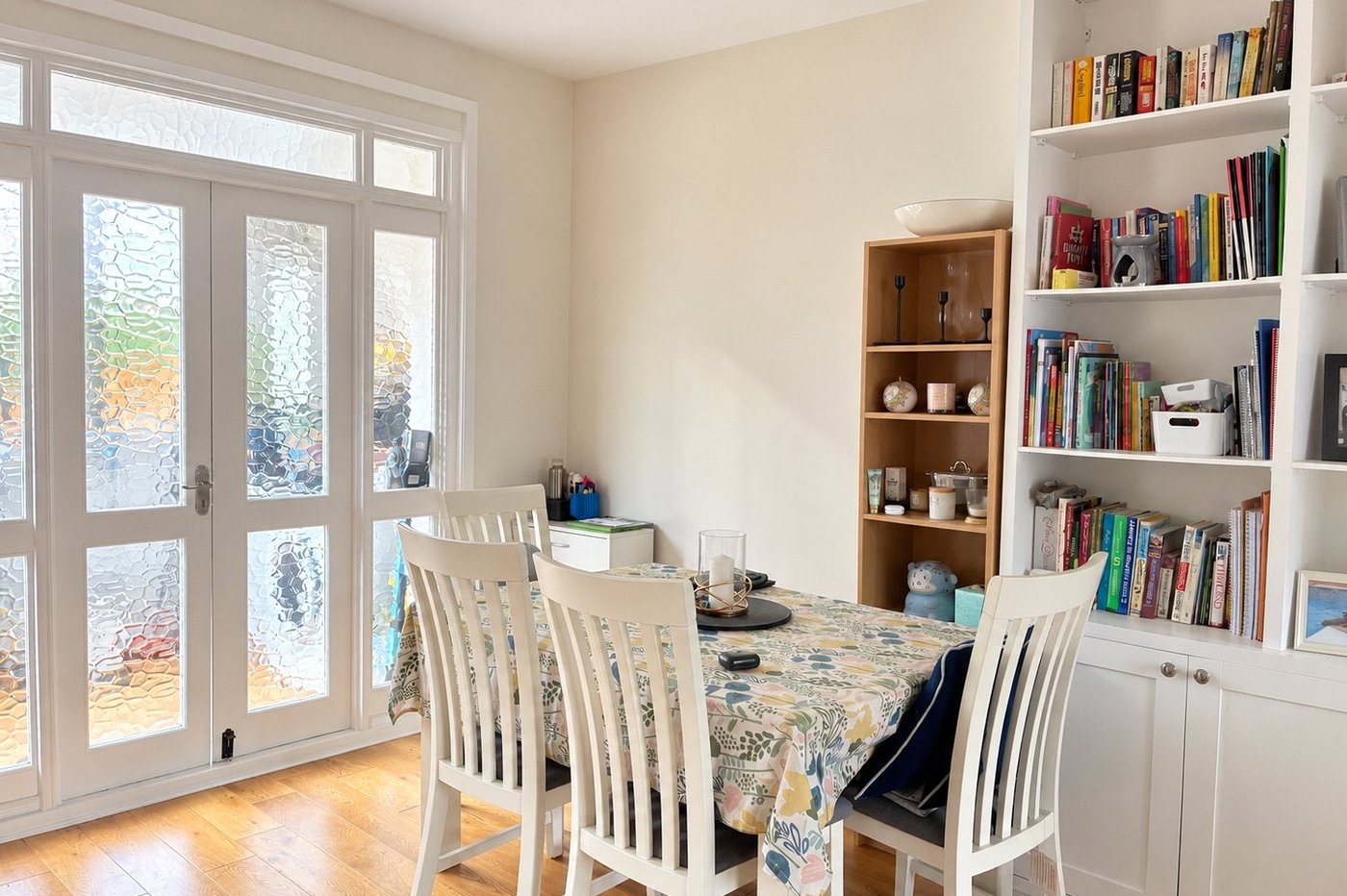 3 bedroom house for sale in London | Robinson Jackson