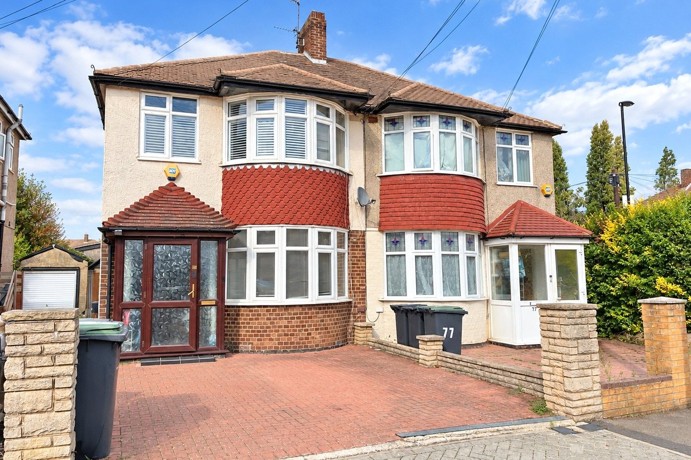 3 bedroom house for sale in London | Robinson Jackson