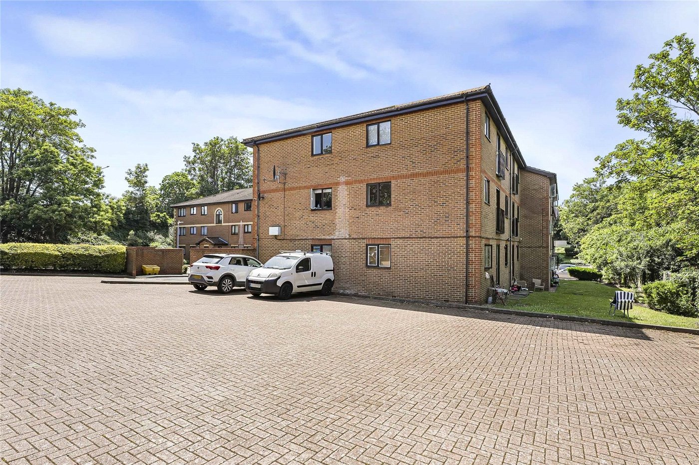 1 bedroom property for sale in Greenhithe | Robinson Jackson