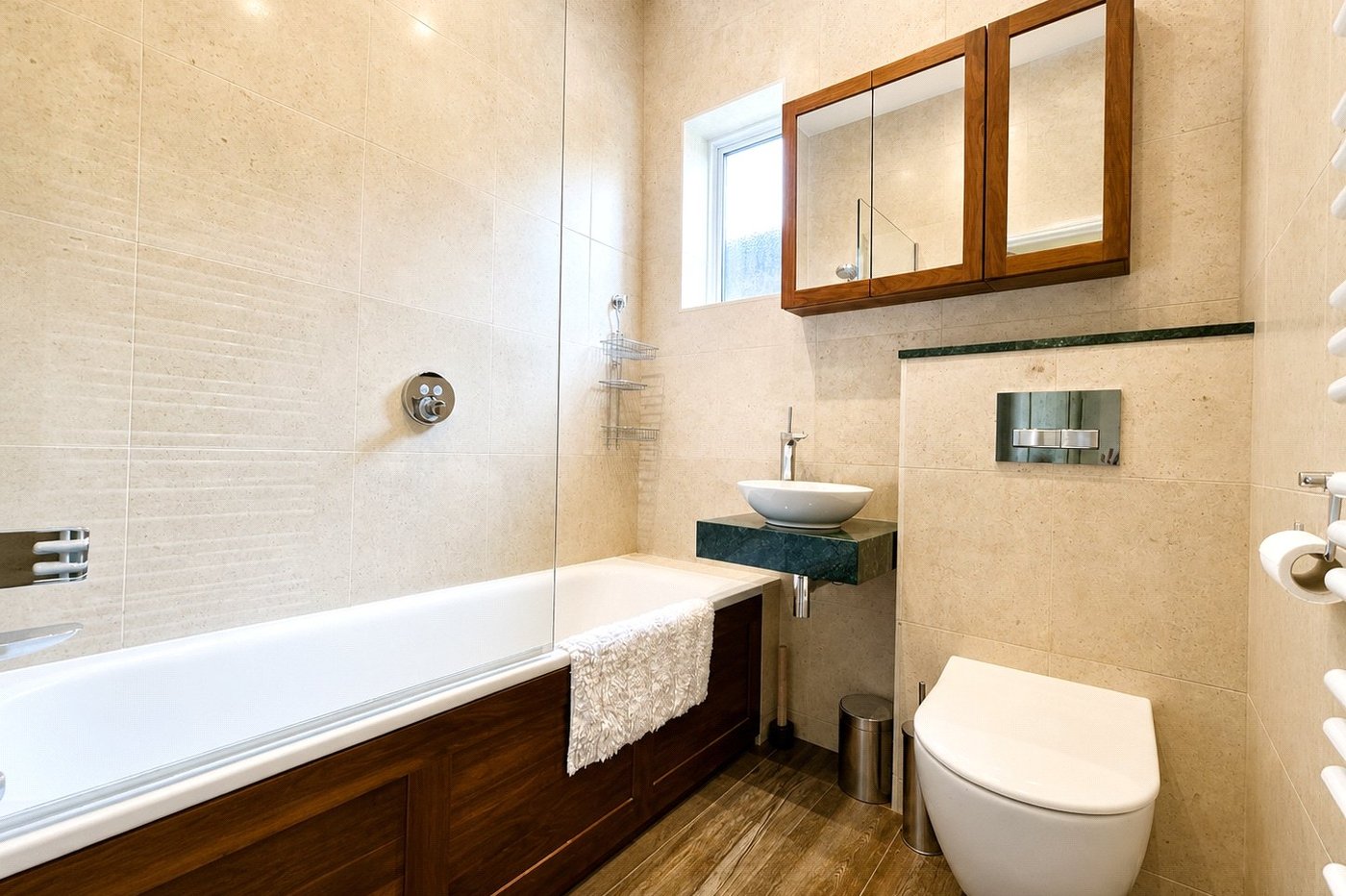 4 bedroom house for sale in London | Robinson Jackson