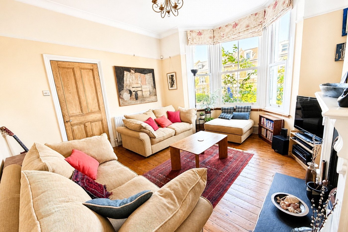 4 bedroom house for sale in London | Robinson Jackson