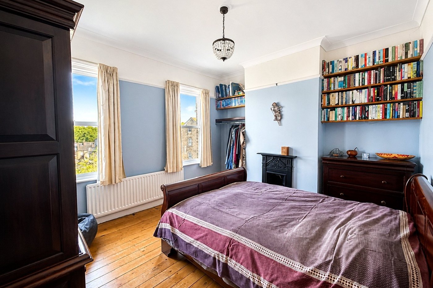 4 bedroom house for sale in London | Robinson Jackson
