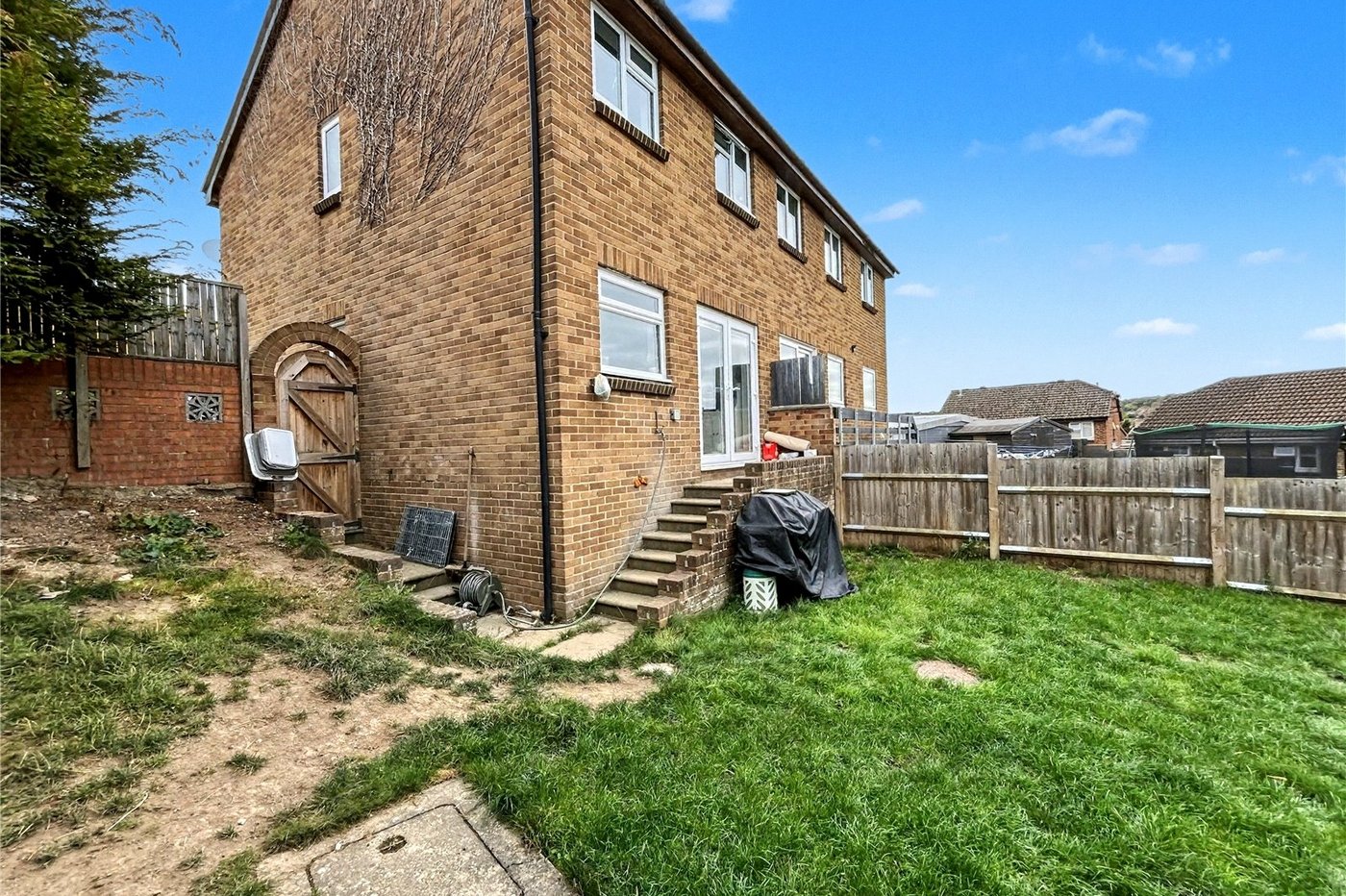 3 bedroom house for sale in Walderslade | Robinson Michael & Jackson