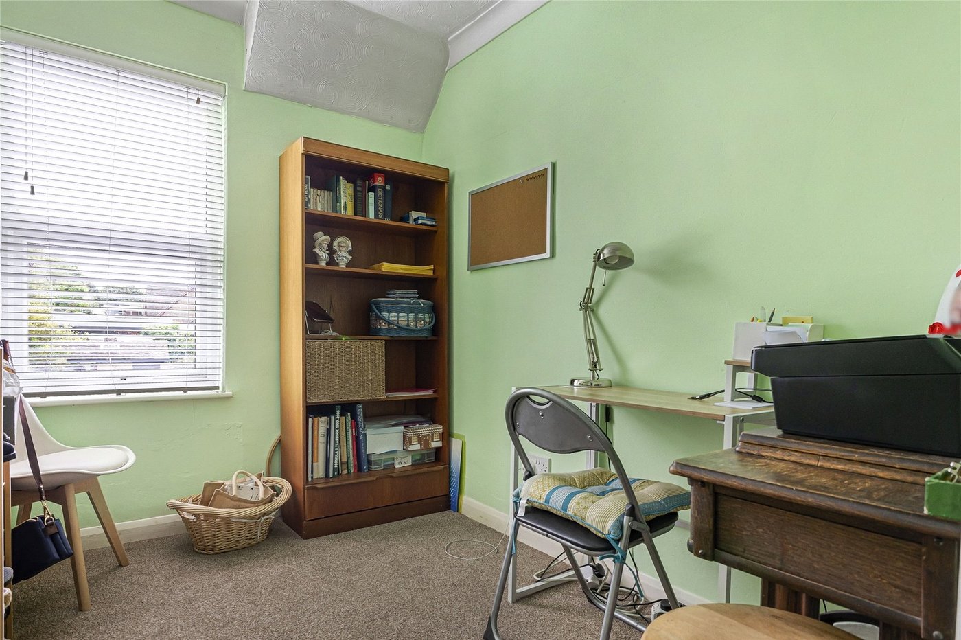 3 bedroom house for sale in Cuxton | Robinson Michael & Jackson