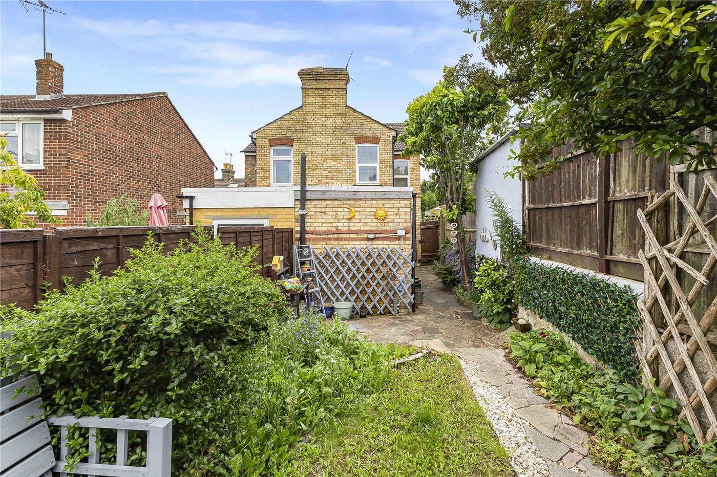 3 bedroom house for sale in Cuxton | Robinson Michael & Jackson