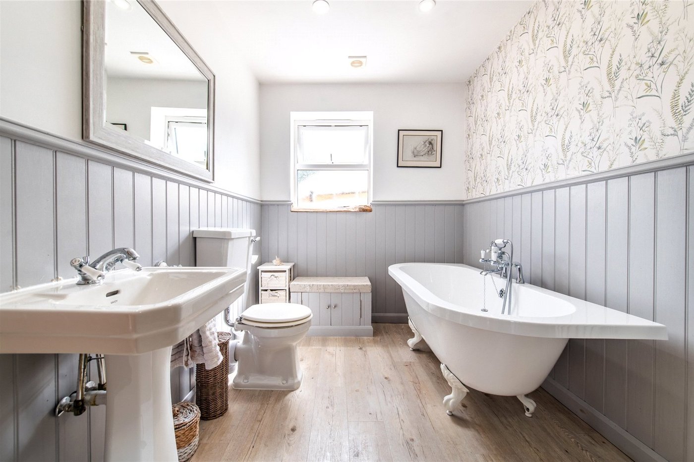 3 bedroom bungalow for sale in Grafty Green | Robinson Michael & Jackson
