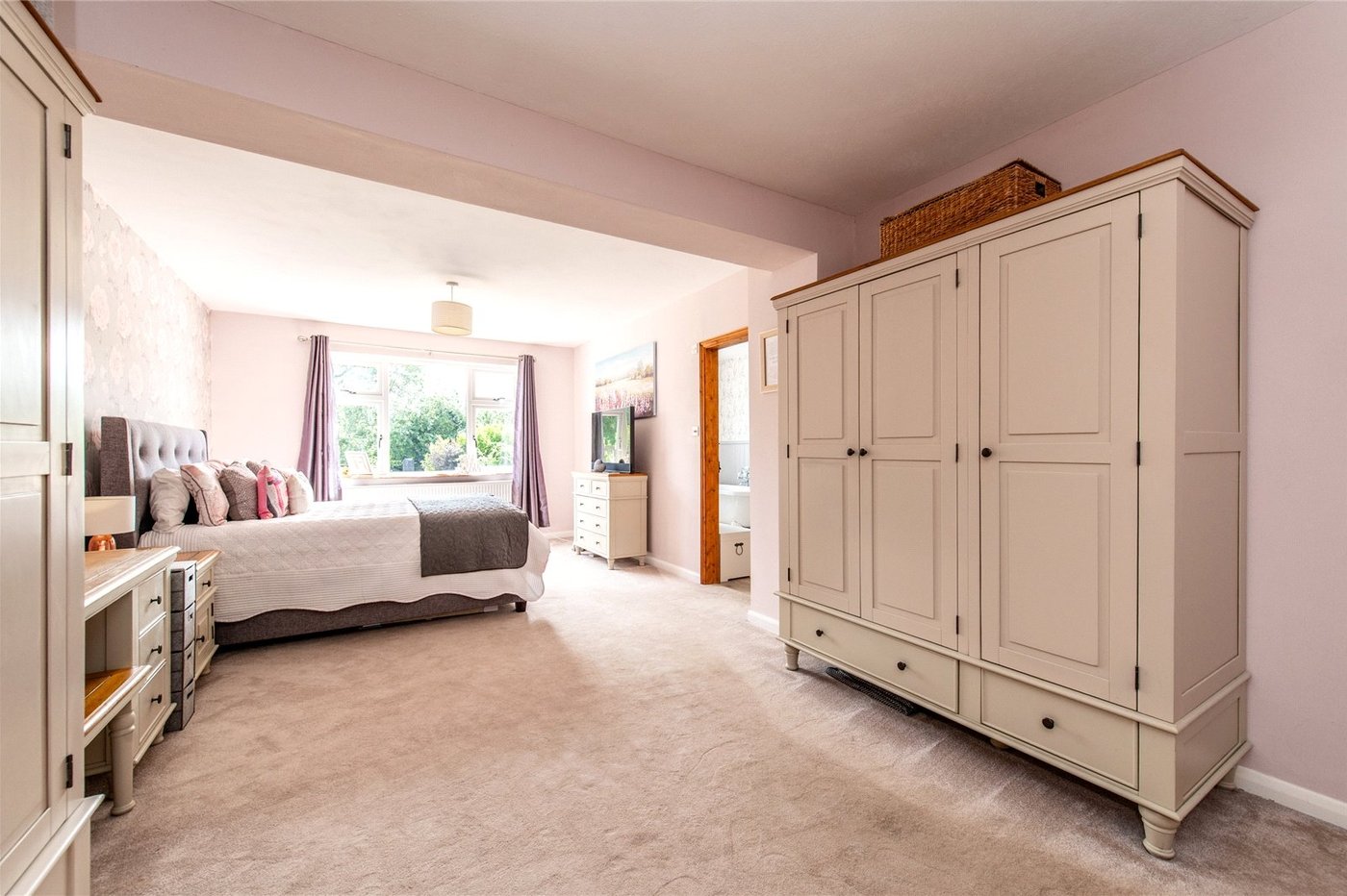 3 bedroom bungalow for sale in Grafty Green | Robinson Michael & Jackson