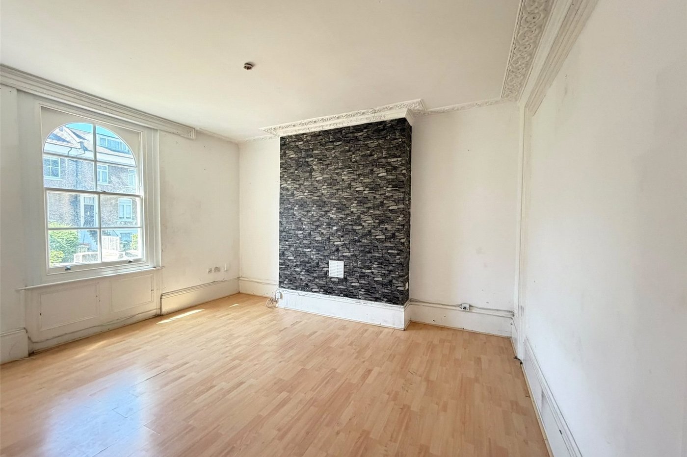 6 bedroom house for sale in Woolwich | Robinson Jackson