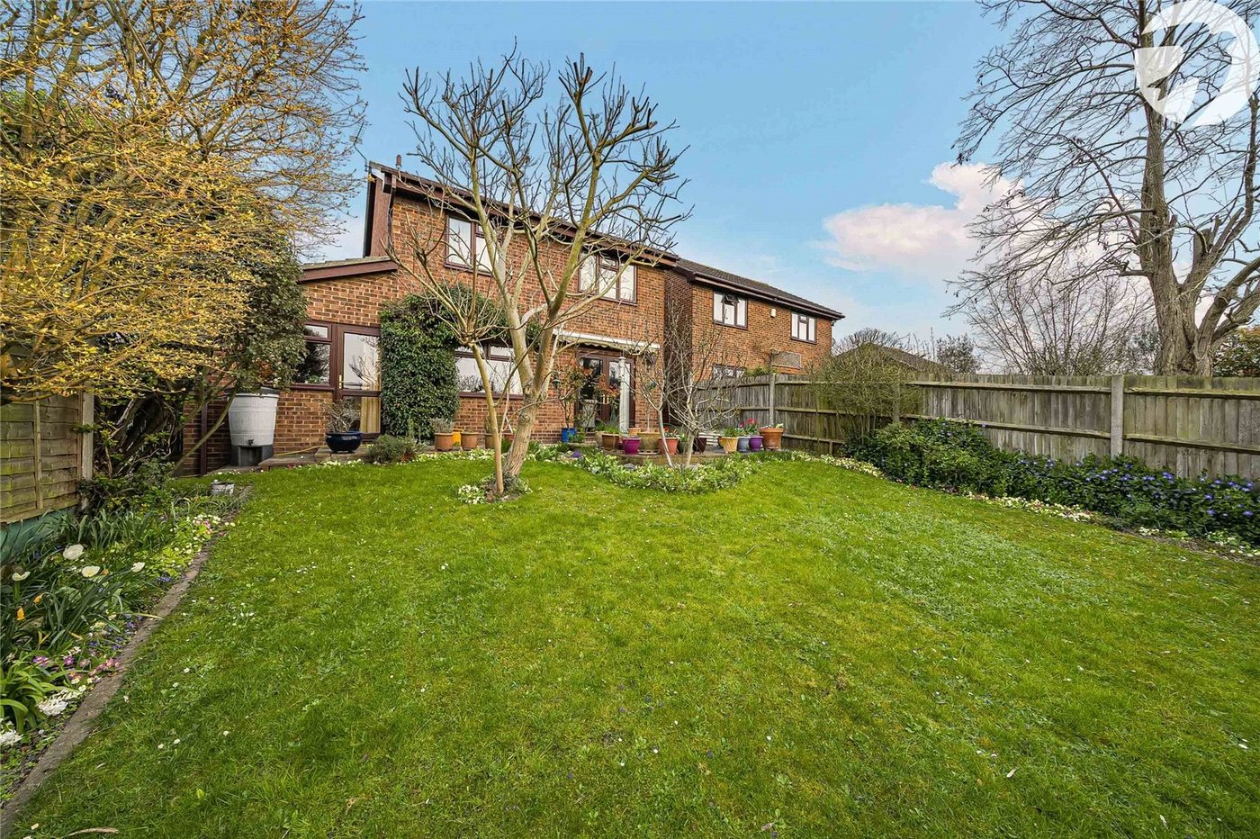 4 bedroom house for sale in Greenhithe | Robinson Jackson