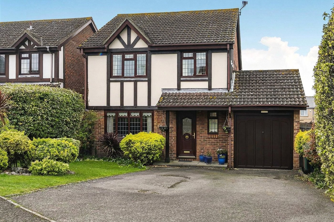 4 bedroom house for sale in Greenhithe | Robinson Jackson