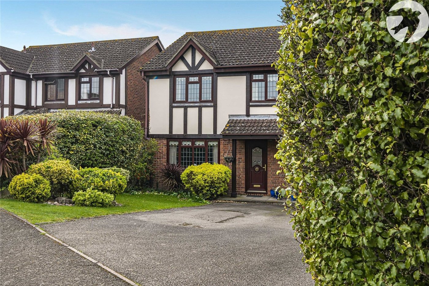 4 bedroom house for sale in Greenhithe | Robinson Jackson