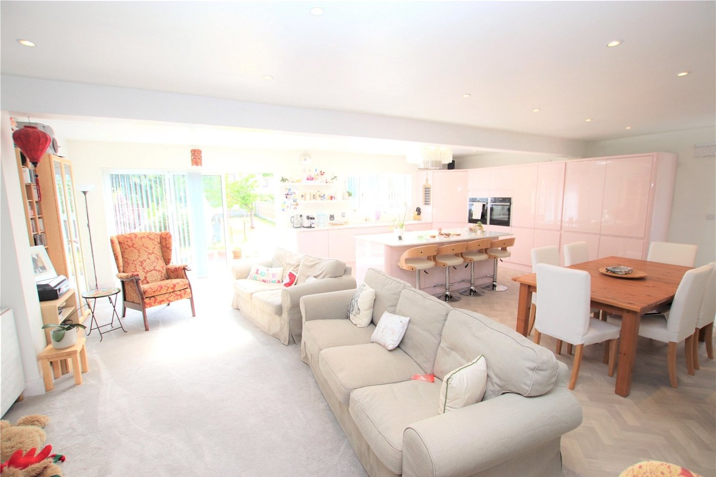 5 bedroom bungalow for sale in Sidcup | Robinson Jackson