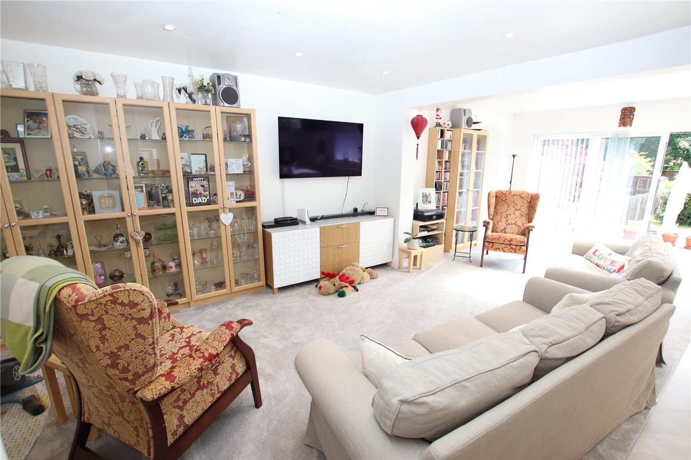 5 bedroom bungalow for sale in Sidcup | Robinson Jackson