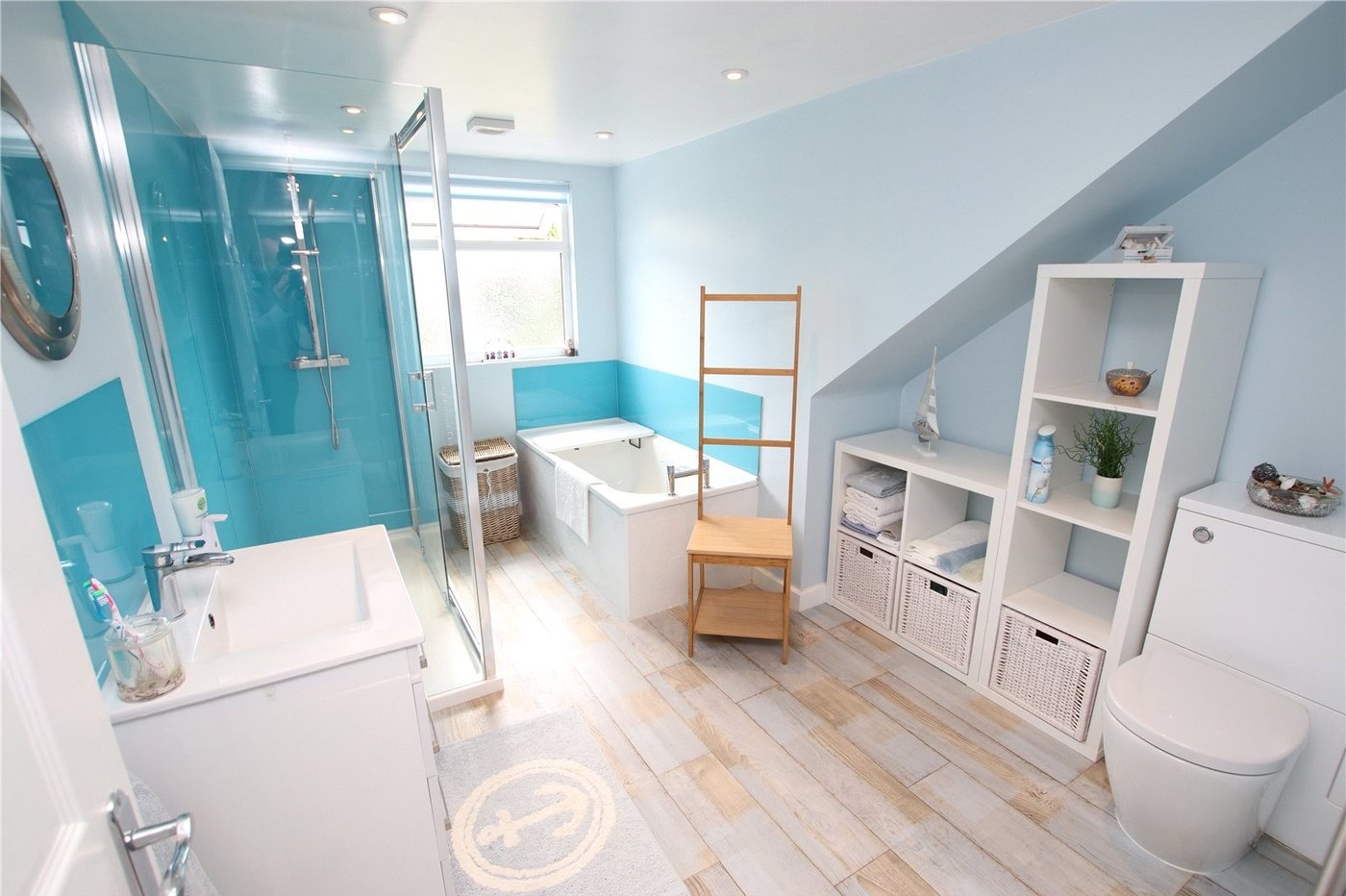 5 bedroom bungalow for sale in Sidcup | Robinson Jackson