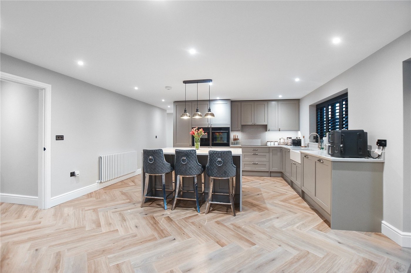 5 bedroom bungalow for sale in Bexley | Robinson Jackson