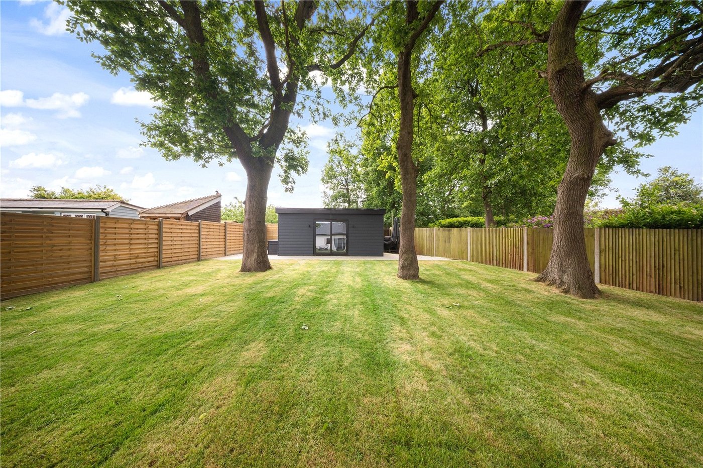 5 bedroom bungalow for sale in Bexley | Robinson Jackson